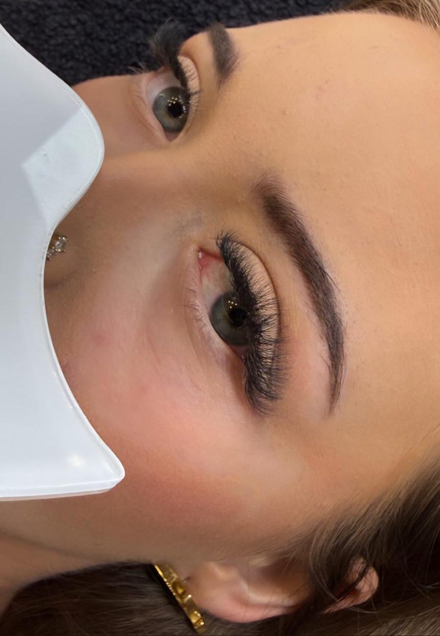 Volumen-Wimpern, Lash & Brow Lifting — Arbeit von PhiStudio Kempten